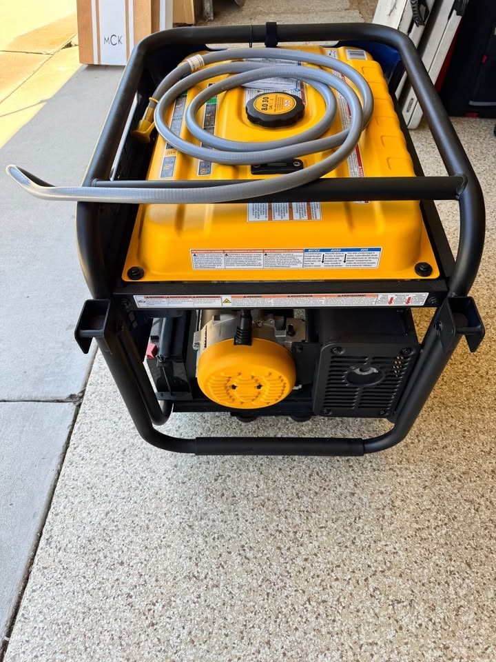 FIRMAN 7500Watts Tri Fuel Generator **MINT** **EXCELLENT CONDITION**