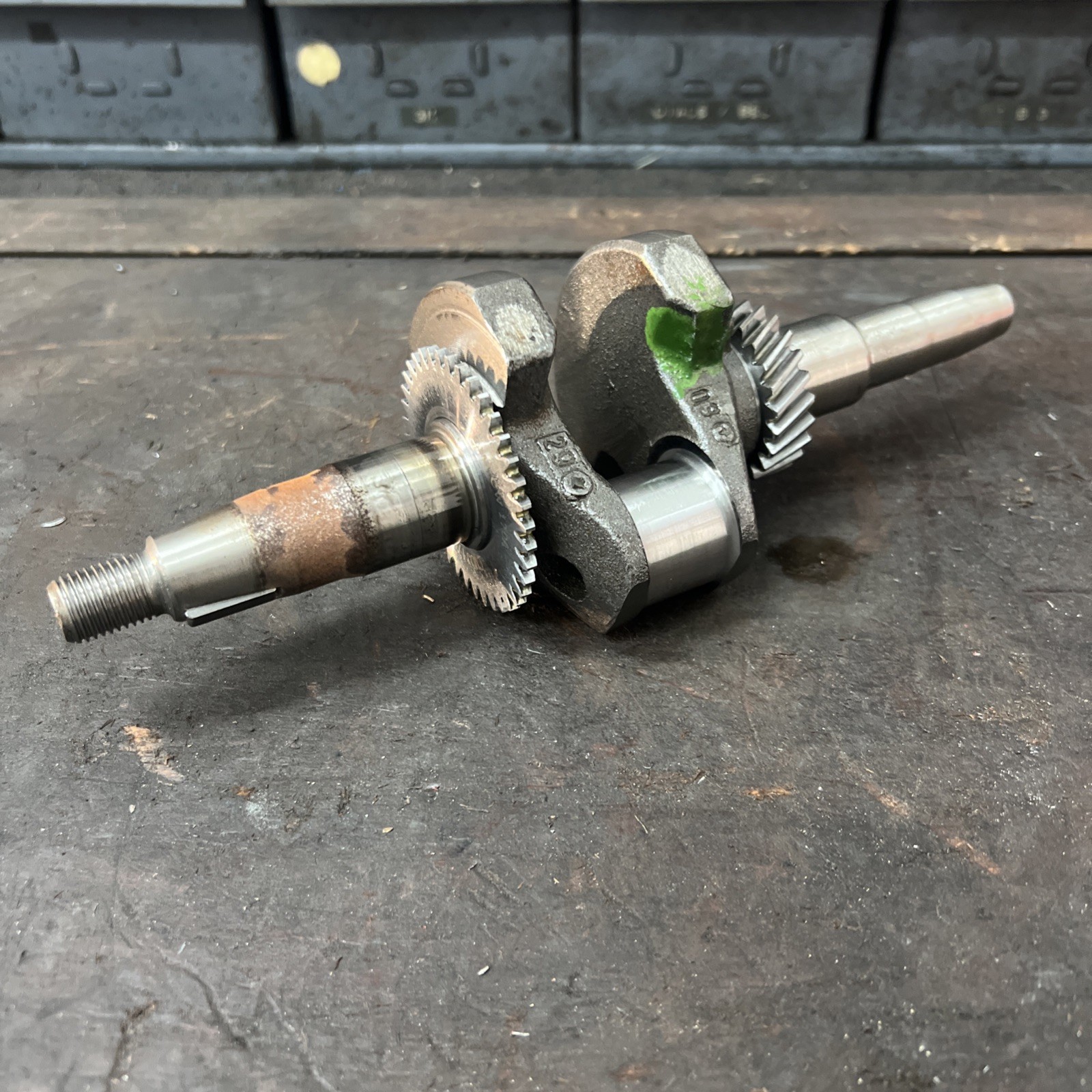 Pulsar 3250 Generac 3250 208cc crankshaft used dj170fb-12100-bqe 0H33750153