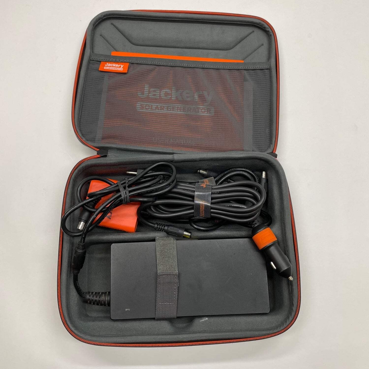 Jackery Explorer 1500 Solar Generator JSG-1500B With Solar Panels