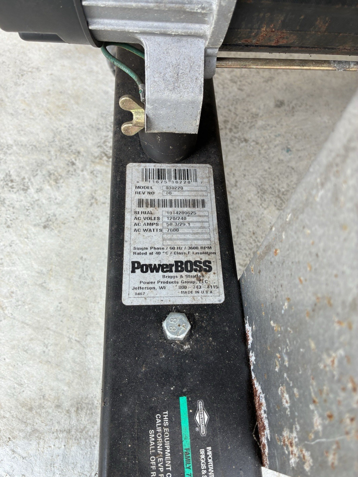 PowerBoss 030220 Generator 7000W Honda Engine 120/240V Circuit Breakers