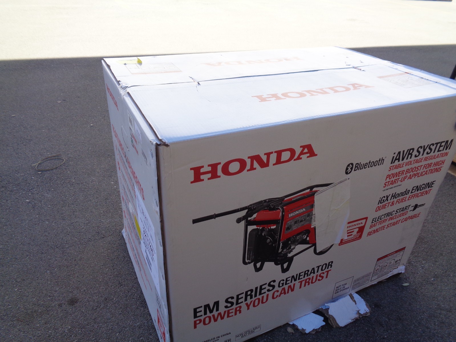 HONDA EM6500 Portable Gasoline Generator 5500 W Running 120/240V AC EM6500SXK2