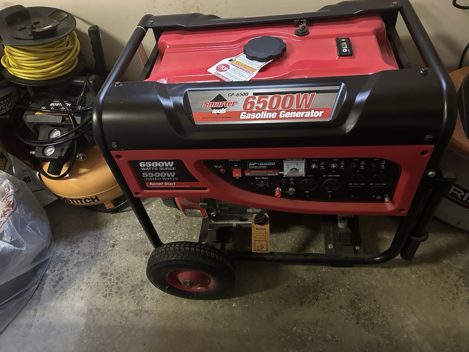 Smarter Tools GP-6500 6500W Gasoline Generator Red/Black Recoil Start