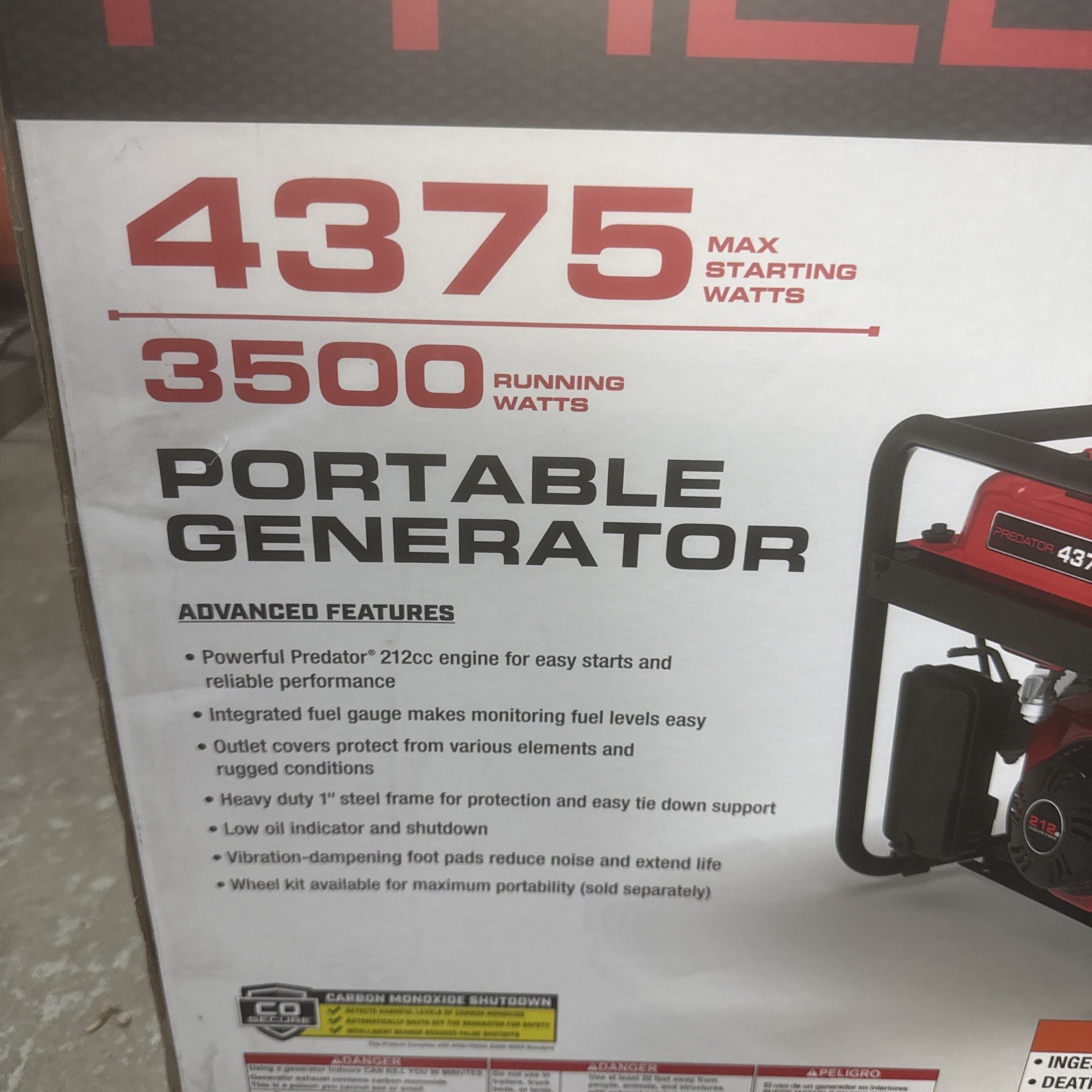 PREDATOR 4375 Generator Watt Gas-Powered Portable NEW 4375/3500 16 Hr Run Time