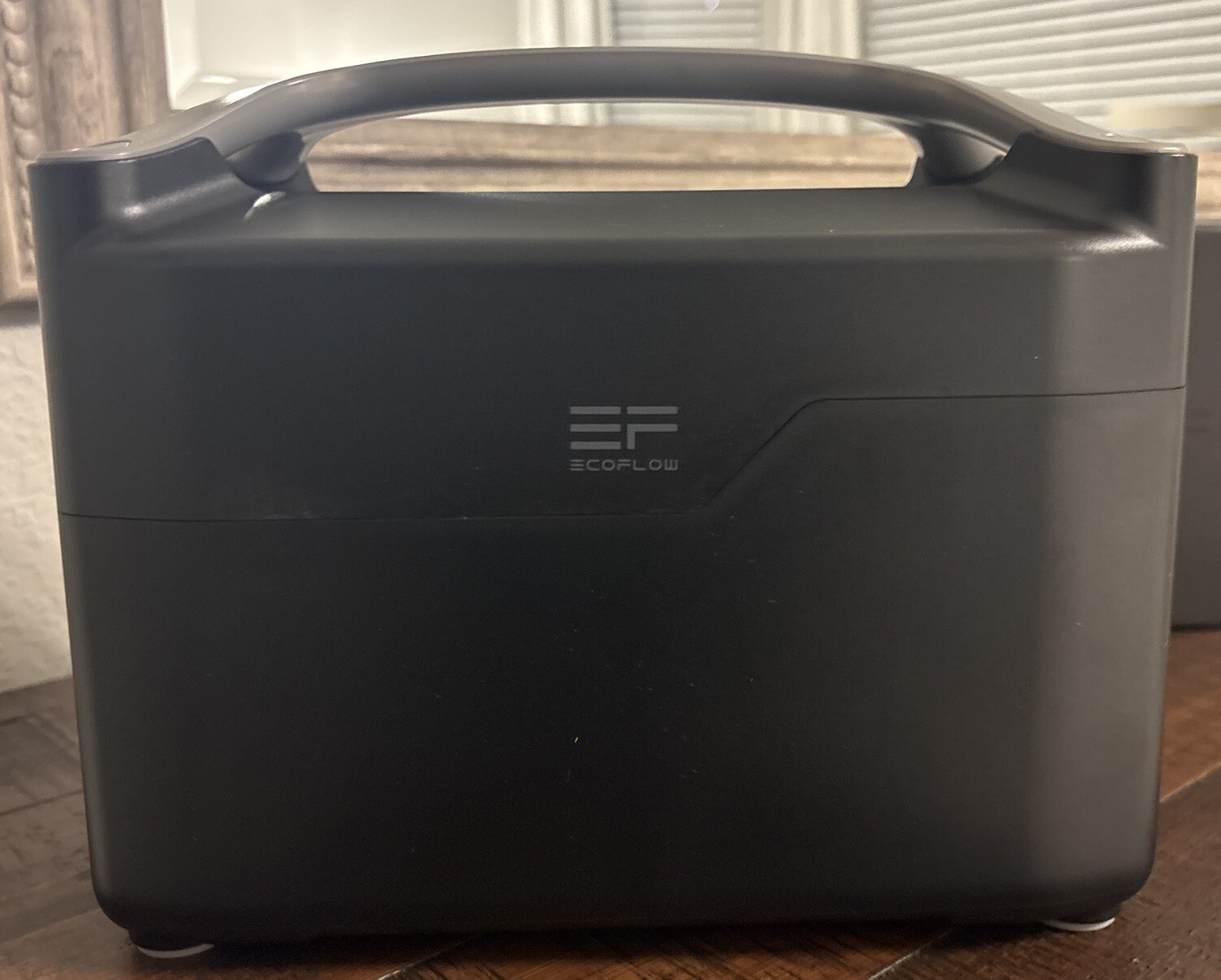 EcoFlow – RIVER Pro Portable Power Station EF4 PRO 720wh 600W 120V