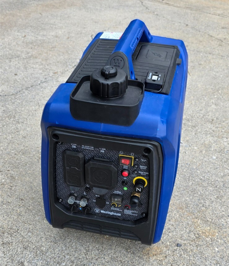Westinghouse 2550 Super Quiet Portable Dual Fuel Inverter Generator, CO Sensor