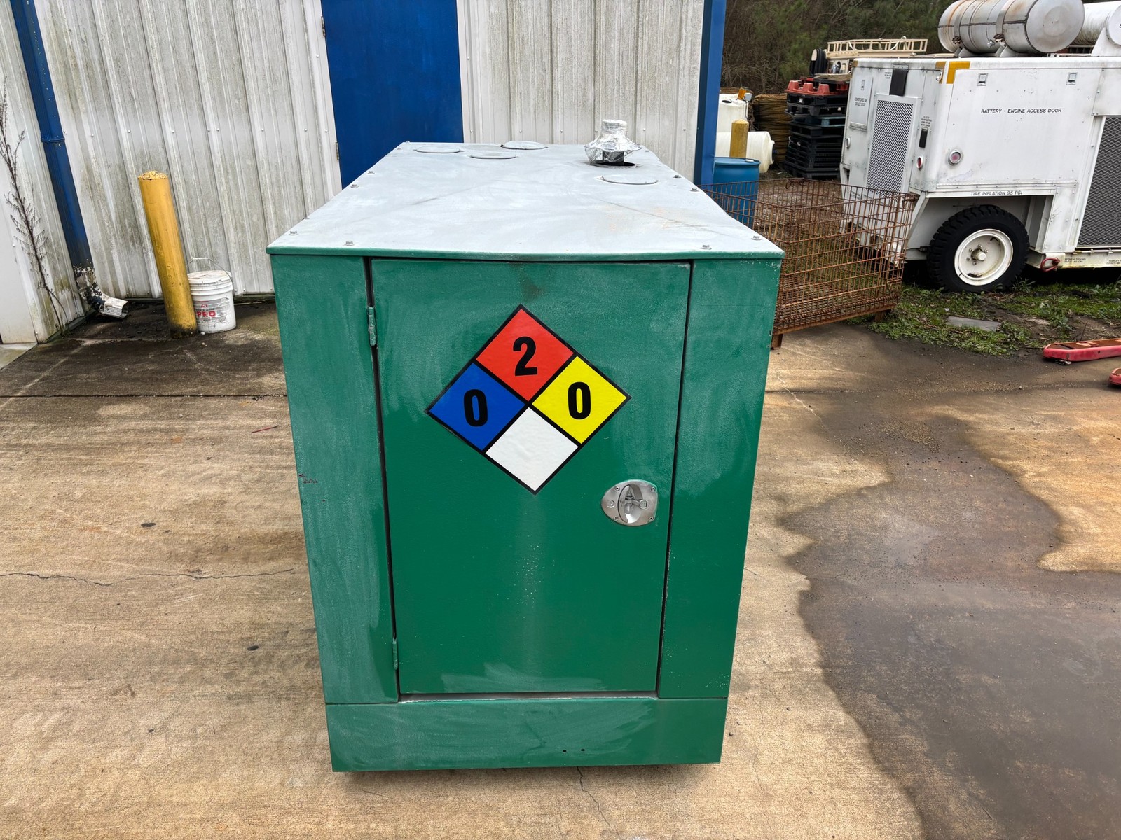 Cummins KW:35 Volts:120/240 AMPS:121.4 KVA:43.7 HRS:801 GGFD-563663
